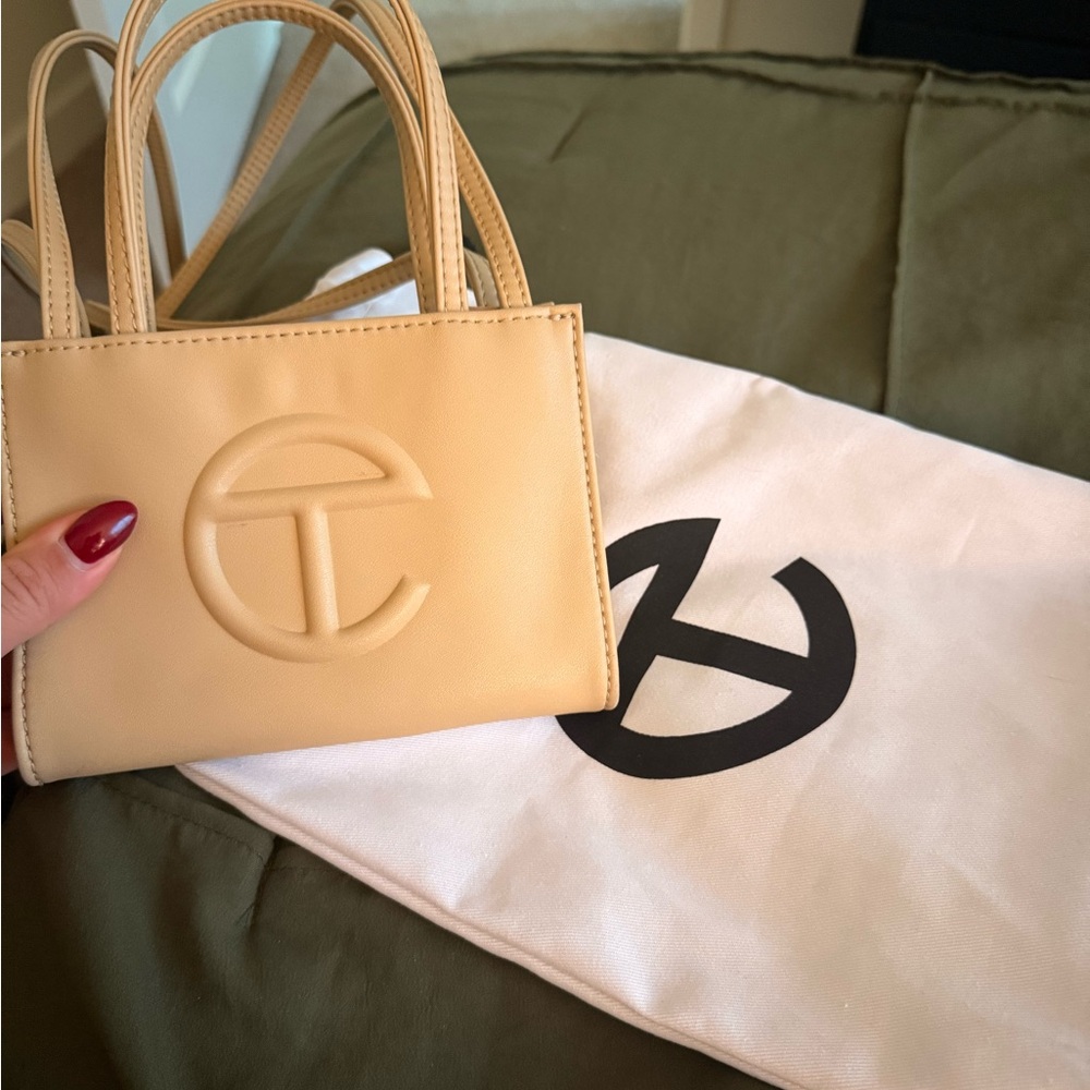 Telfar Small Shopping Bag in Cream - Picture 3 of 4